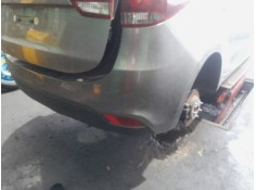 Recambio de paragolpes trasero para kia carens iv 1.6 gdi referencia OEM IAM   