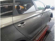 Recambio de puerta trasera derecha para kia carens iv 1.6 gdi referencia OEM IAM   