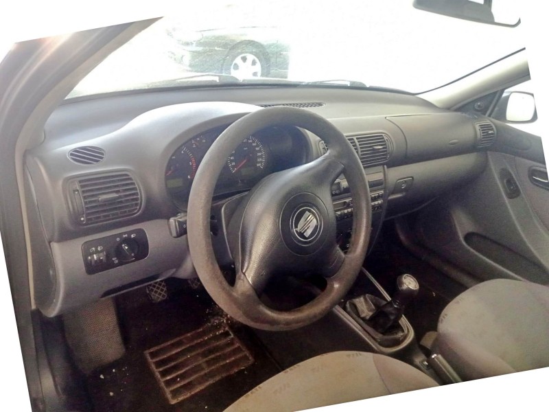 seat leon (1m1) del año 2001