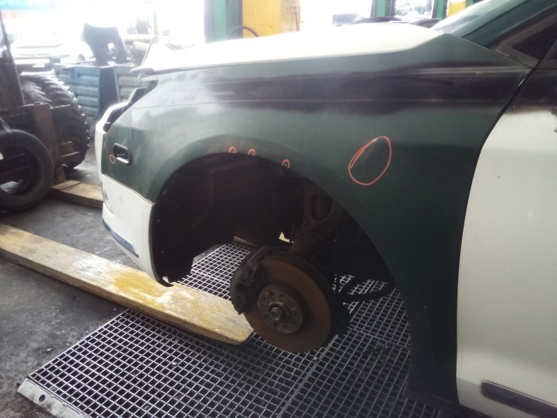 Recambio de aleta delantera izquierda para citroën c5 iii (rd_) 2.0 hdi 140 referencia OEM IAM   