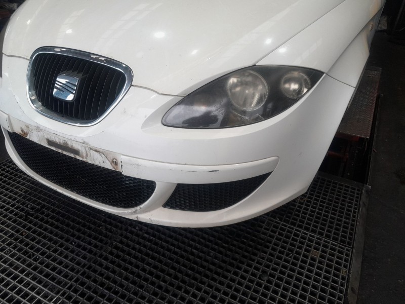 Recambio de paragolpes delantero para seat toledo iii (5p2) 1.9 tdi referencia OEM IAM   