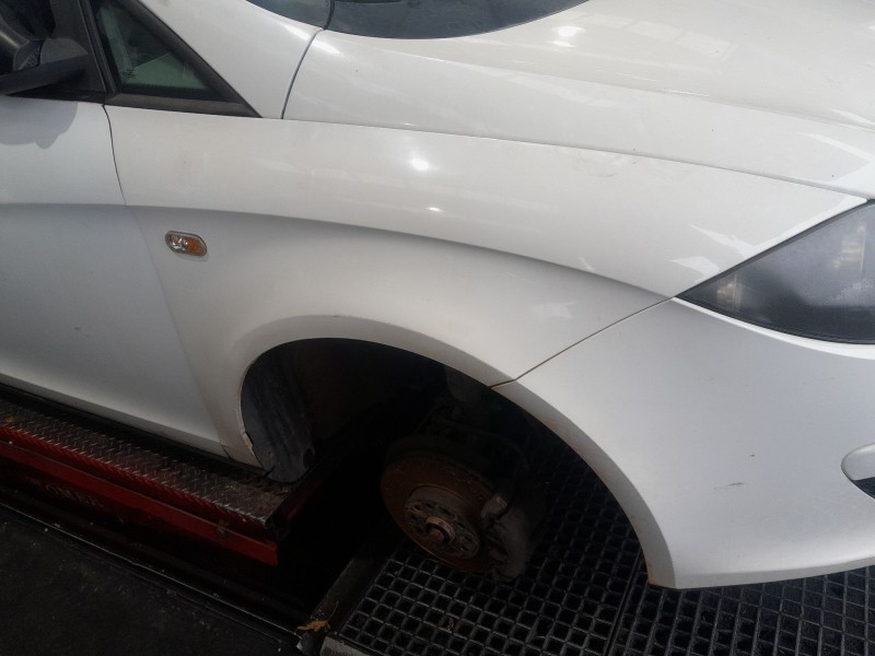 Recambio de aleta delantera derecha para seat toledo iii (5p2) 1.9 tdi referencia OEM IAM   