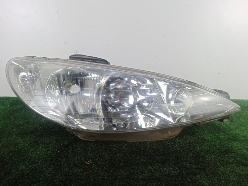 Recambio de faro derecho para peugeot 206 hatchback (2a/c) 1.4 hdi eco 70 referencia OEM IAM   