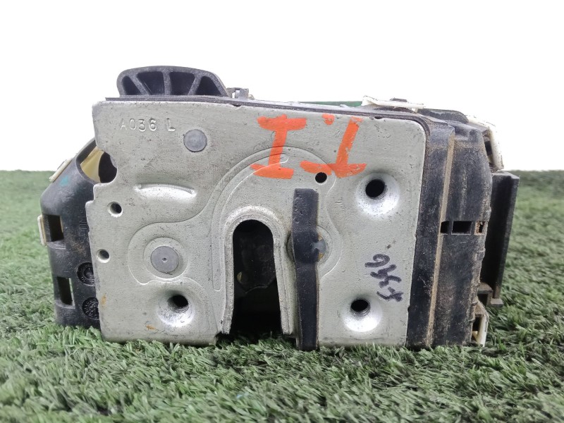 Recambio de cerradura puerta trasera izquierda para dodge caliber 2.0 16v crd cat referencia OEM IAM SIN REFERENCIA 4.PINES 