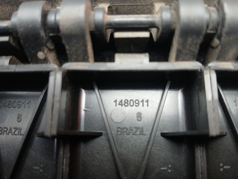 Recambio de caja reles / fusibles para skoda fabia ii (542) 1.4 referencia OEM IAM 5J0937548 - 1480911 TYCO 