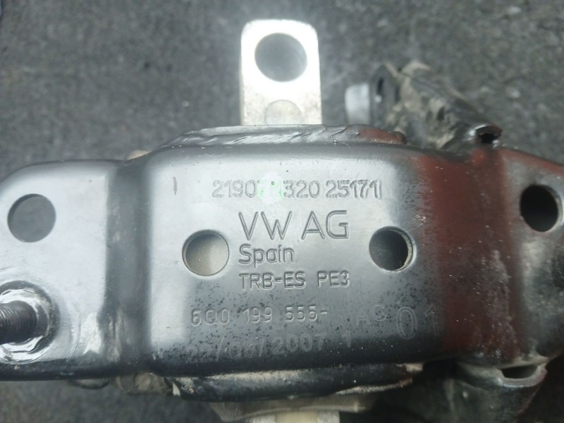 Recambio de soporte motor izquierdo para skoda fabia ii (542) 1.4 referencia OEM IAM 6Q019955  