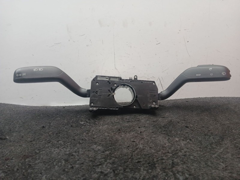 Recambio de mando luces para skoda fabia ii (542) 1.4 referencia OEM IAM 204143ATW - 7H0953503BL - 4138432  