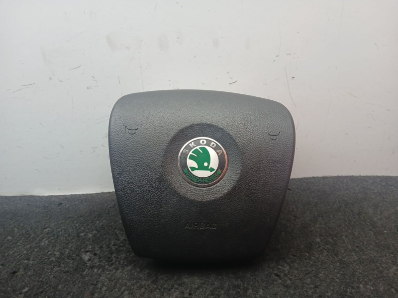 Recambio de airbag delantero izquierdo para skoda fabia ii (542) 1.4 referencia OEM IAM 001TV00WFZAO - 61954050C - 5J0880201D - 