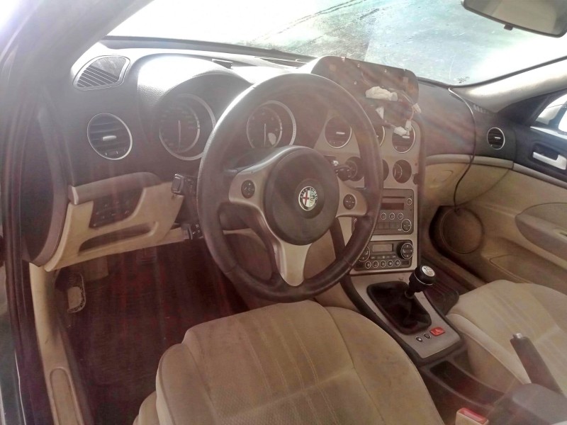 alfa romeo 159 (939_) del año 2010