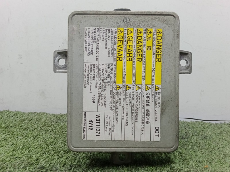 Recambio de centralita faros xenon para mazda 3 sedán (bk) 2.0 (bkep) referencia OEM IAM W3T11371  