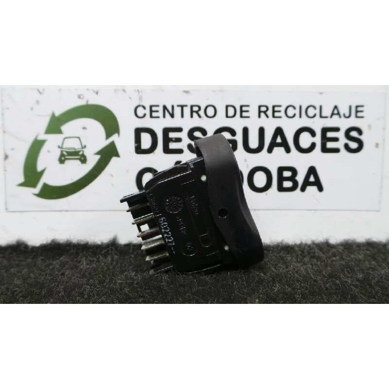 Recambio de mando elevalunas delantero derecho para dacia duster 1.5 dci diesel cat referencia OEM IAM   