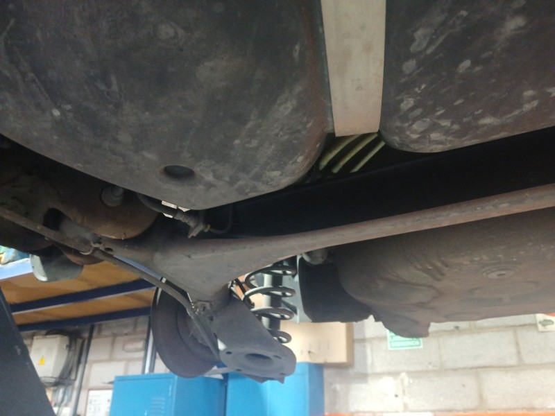 Recambio de puente trasero para skoda fabia ii (542) 1.4 referencia OEM IAM   