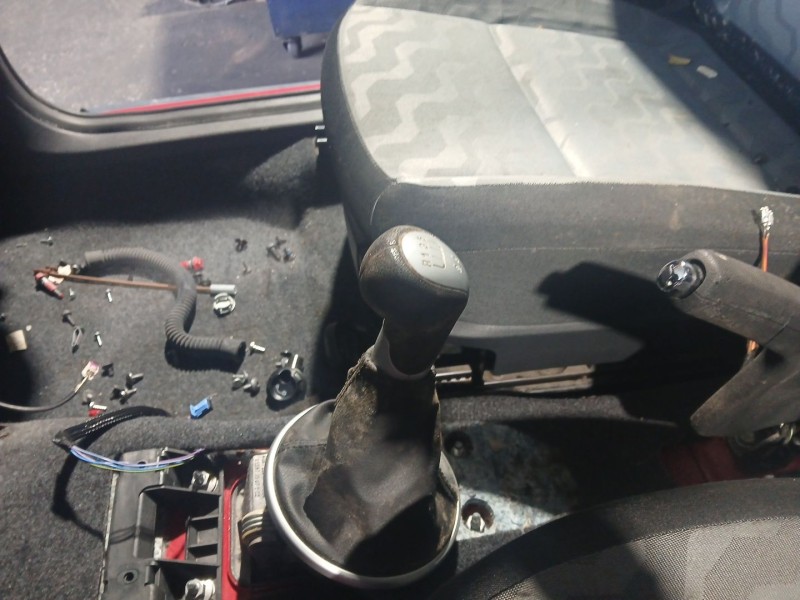 Recambio de palanca cambio para skoda fabia ii (542) 1.4 referencia OEM IAM   