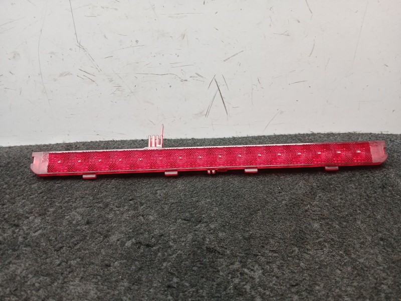 Recambio de luz central de freno para skoda fabia ii (542) 1.4 referencia OEM IAM SIN REF HELLA 2 PINES
