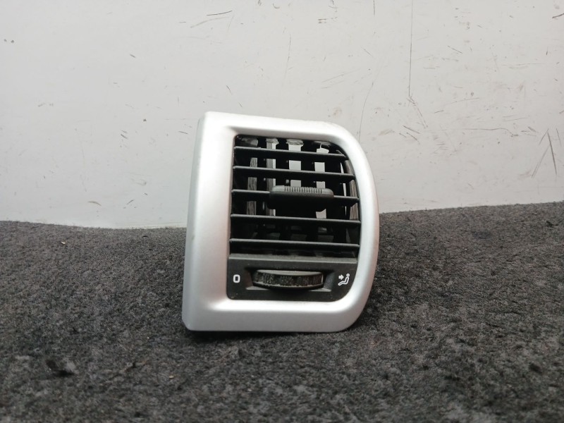 Recambio de aireador delantero izquierdo para skoda fabia ii (542) 1.4 referencia OEM IAM 5J0819701 - 2408016  