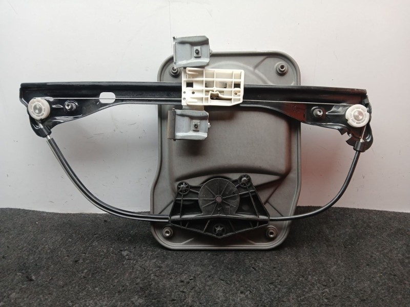 Recambio de elevalunas delantero izquierdo para skoda fabia ii (542) 1.4 referencia OEM IAM 5J1837401  ELECTRICO