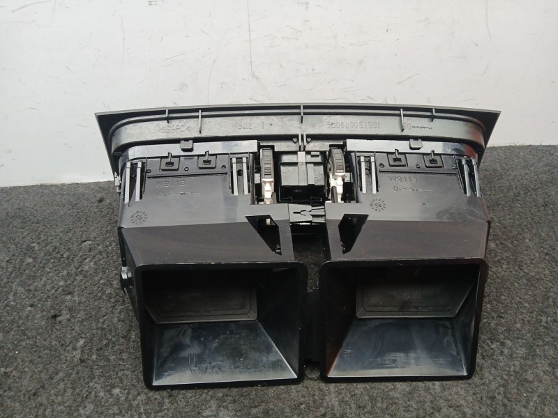 Recambio de aireador delantero central para skoda fabia ii (542) 1.4 referencia OEM IAM 5J0820951 - 5J820951S01  