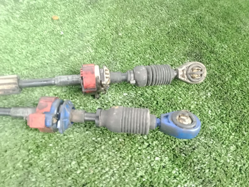 Recambio de varillaje cambio para nissan nv200 furgoneta 1.5 dci 85 (m20, m20m) referencia OEM IAM SIN REFERENCIA 2.CABLES 
