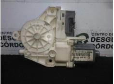 Recambio de motor elevalunas trasero izquierdo para peugeot 407 1.6 hdi referencia OEM IAM 994335104-9646595680-0130822201 BOSCH