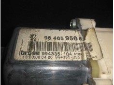 Recambio de motor elevalunas trasero izquierdo para peugeot 407 1.6 hdi referencia OEM IAM 994335104-9646595680-0130822201 BOSCH 2