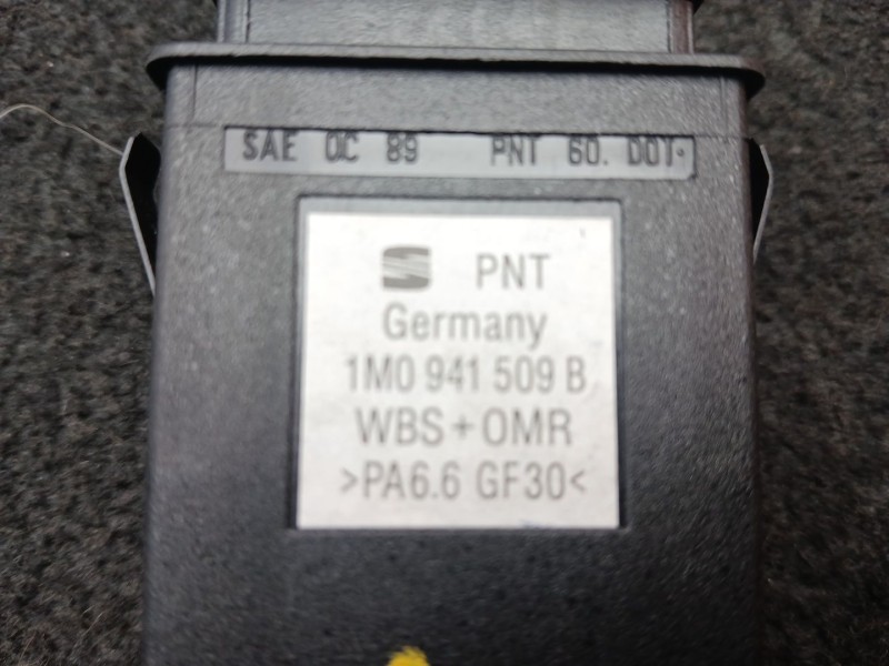 Recambio de warning para seat leon (1m1) 1.6 16 v referencia OEM IAM 1M0941509B  7 PINES