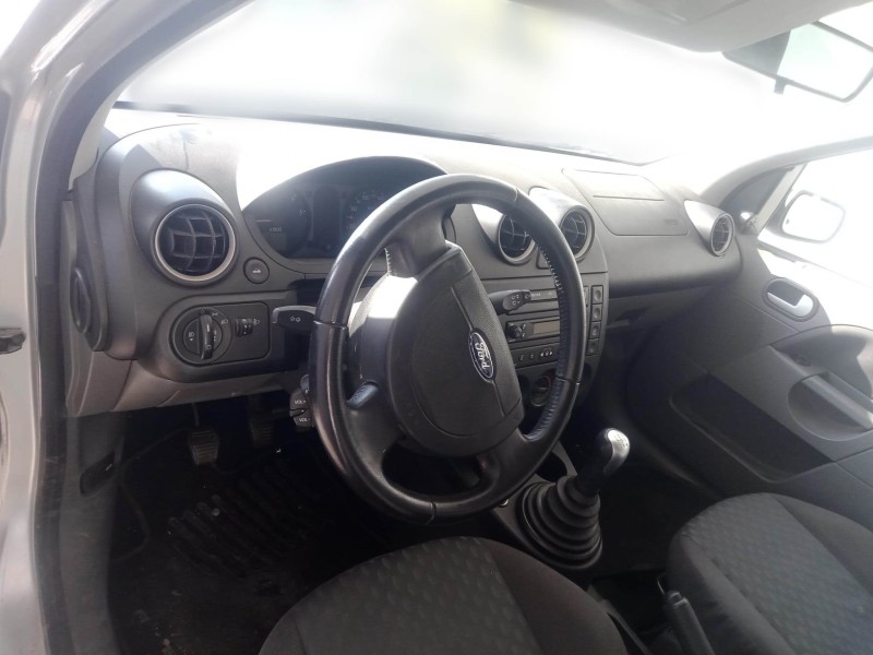 ford fiesta v (jh_, jd_) del año 2003