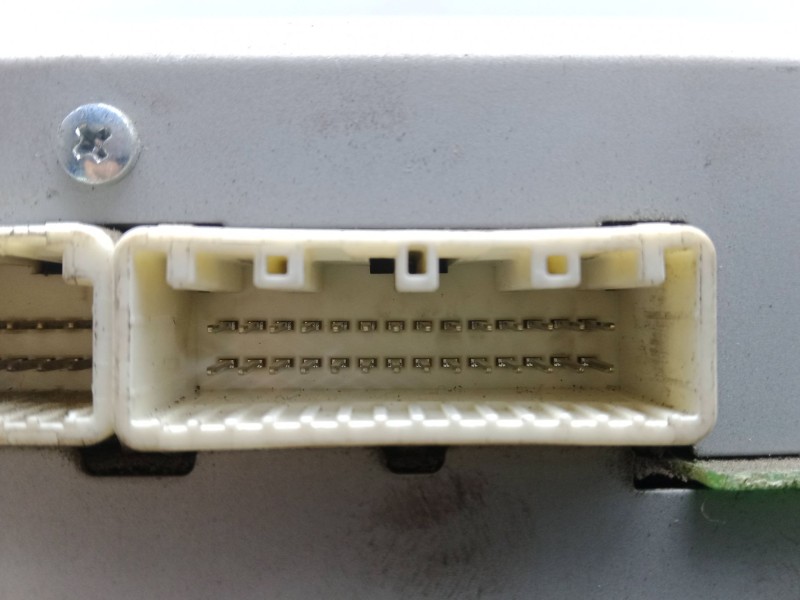 Recambio de pantalla multifuncion para toyota avensis sedán (_t27_) 1.8 (zrt271_) referencia OEM IAM 8614005200 - CVVS65F0AE  