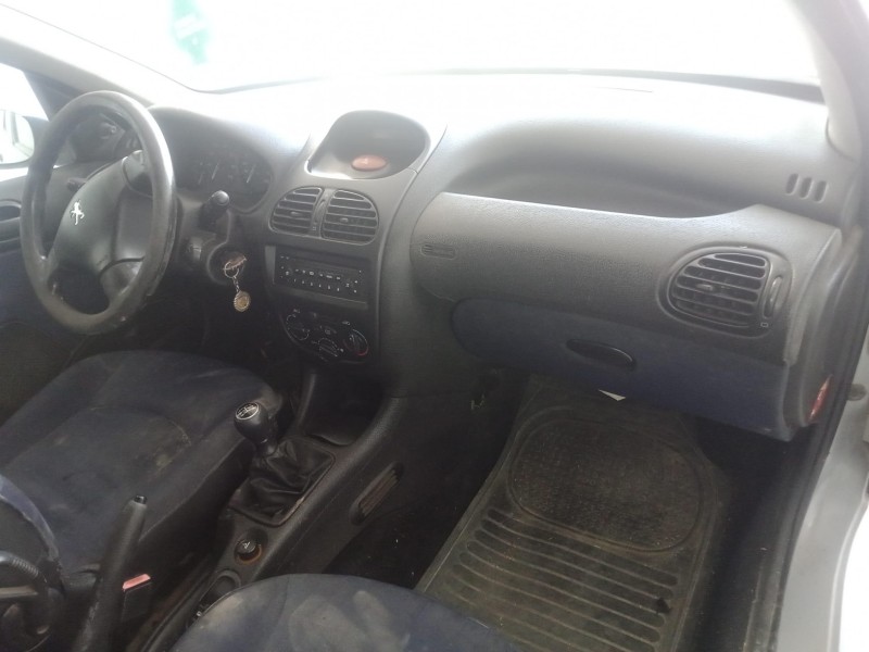 peugeot 206 hatchback (2a/c) del año 2002