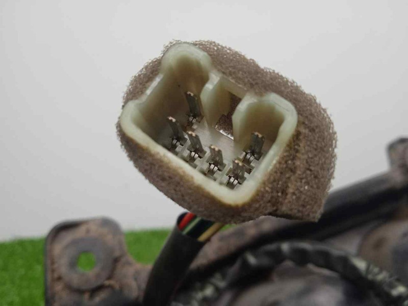 Recambio de piloto trasero derecho para kia carnival 2.9 turbodiesel cat referencia OEM IAM  99-01 