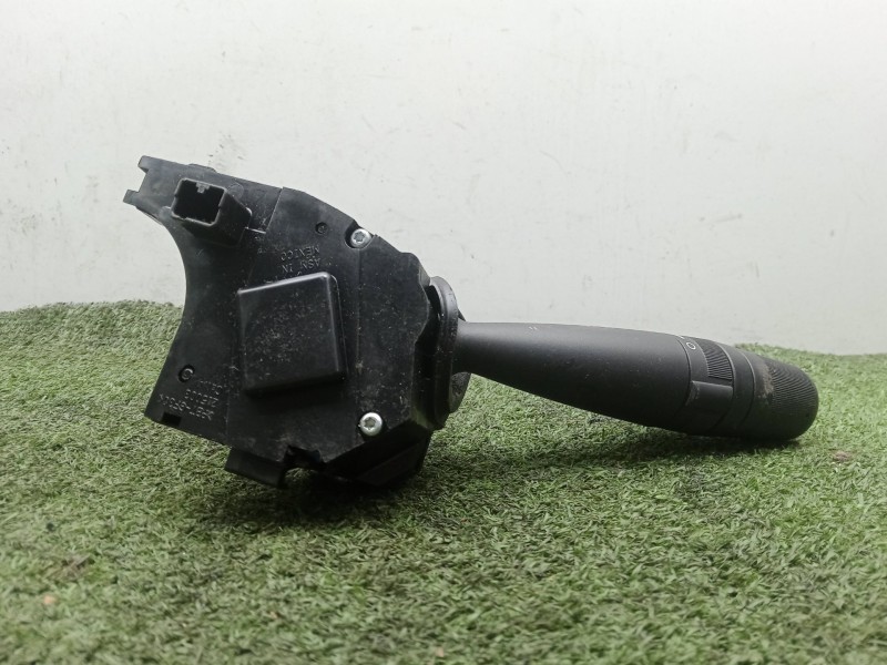 Recambio de mando luces para dodge caliber 2.0 16v crd cat referencia OEM IAM 214866125 4.PINES 