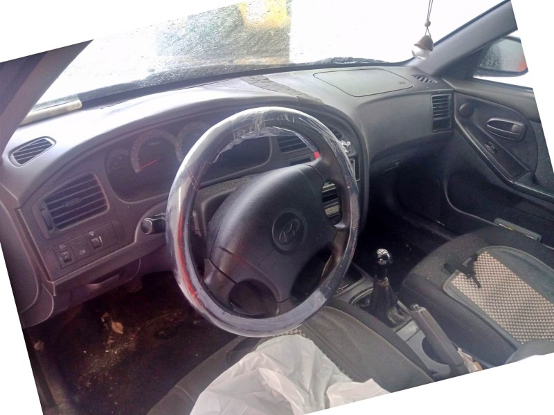 hyundai elantra iii sedán (xd) del año 2003