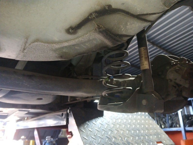Recambio de puente trasero para seat ibiza iv sc (6j1, 6p5) 1.6 tdi referencia OEM IAM   