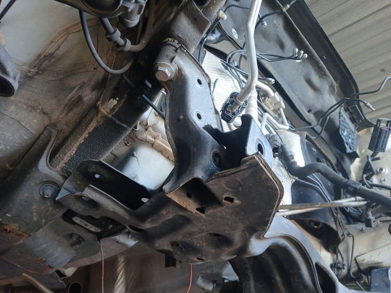 Recambio de puente delantero para seat ibiza iv sc (6j1, 6p5) 1.6 tdi referencia OEM IAM   