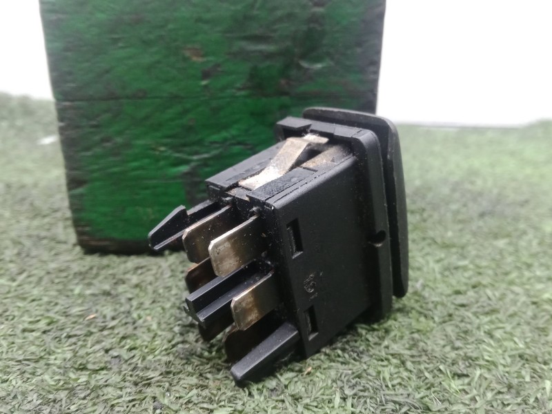 Recambio de mando elevalunas delantero derecho para land rover discovery i (lj) 2.5 tdi 4x4 referencia OEM IAM SIN REFERENCIA  