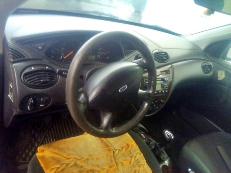 ford focus i sedán (dfw) del año 1999