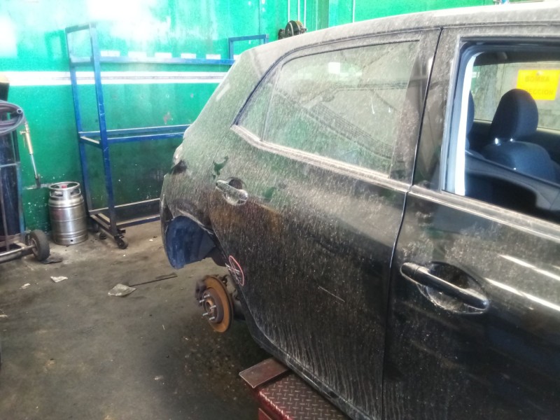 Recambio de puerta trasera derecha para toyota auris (_e15_) 1.6 (zre151_) referencia OEM IAM   