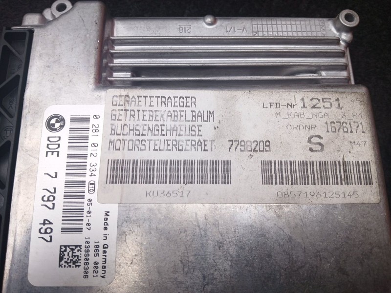 Recambio de centralita motor uce para bmw 3 (e90) 320 d referencia OEM IAM 7797497 - LFDNR1251 - ORDNR167671 - 7798209 - KU36517