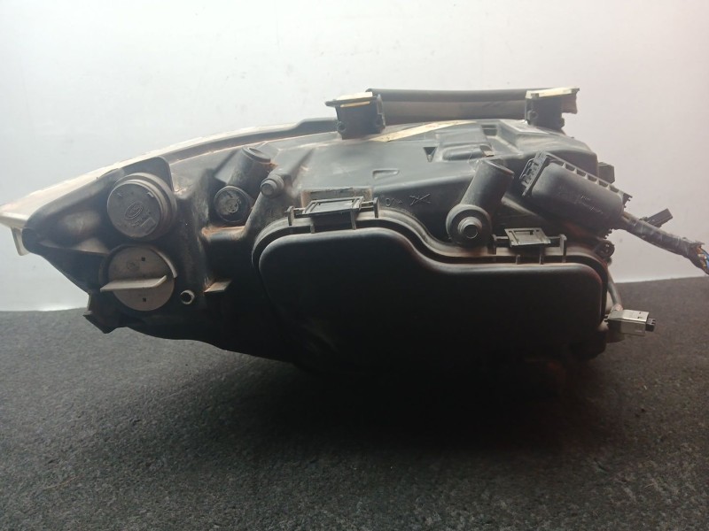 Recambio de faro izquierdo para bmw 3 (e90) 320 d referencia OEM IAM 631171616679 - 6261310000 ZKW 11PINES - XENON