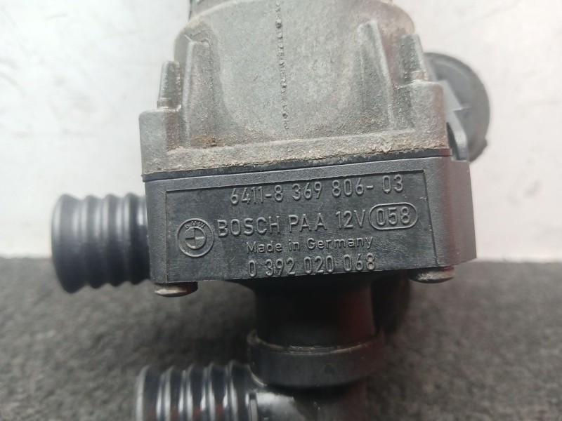 Recambio de bomba agua para bmw 3 (e90) 320 d referencia OEM IAM 6411836980603 - 0392020068 BOSCH 2 PINES
