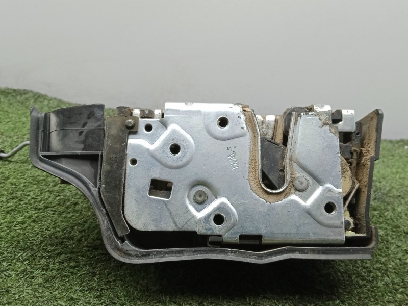 Recambio de cerradura puerta delantera izquierda para bmw x5 (e53) 3.0 i referencia OEM IAM 8402537 7.PINES 