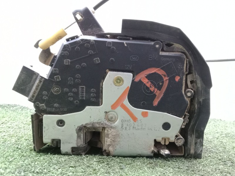 Recambio de cerradura puerta trasera derecha para bmw x5 (e53) 3.0 i referencia OEM IAM 8402602 7.PINES 