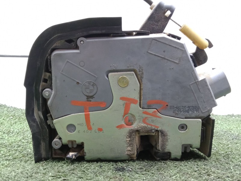 Recambio de cerradura puerta trasera izquierda para bmw x5 (e53) 3.0 i referencia OEM IAM 8402601 7.PINES 