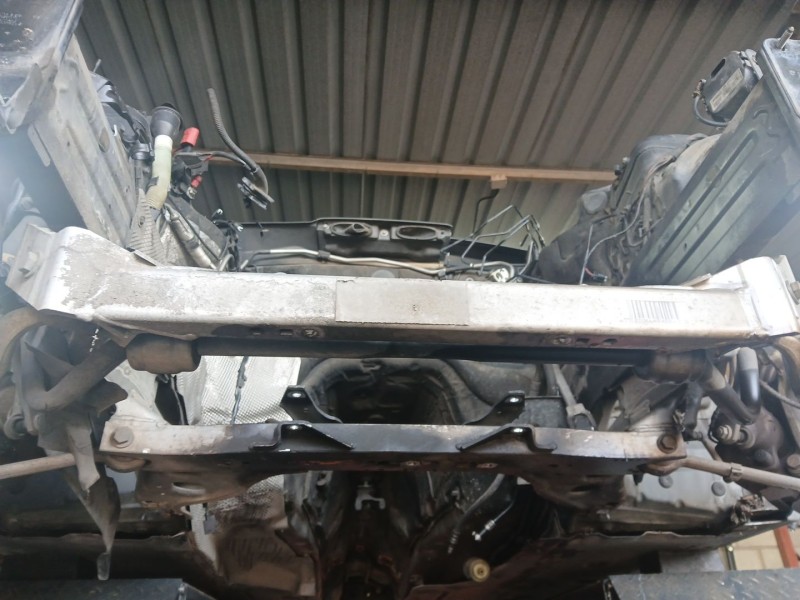 Recambio de puente delantero para bmw 3 (e90) 320 d referencia OEM IAM   