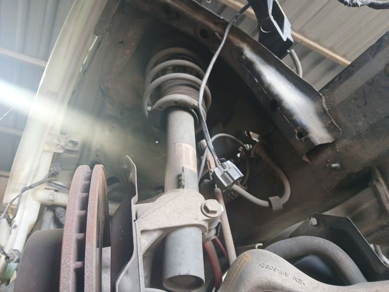 Recambio de amortiguador delantero derecho para bmw 3 (e90) 320 d referencia OEM IAM   