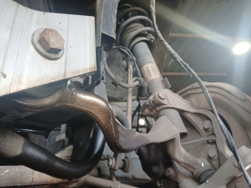 Recambio de brazo suspension inferior delantero izquierdo para bmw 3 (e90) 320 d referencia OEM IAM   