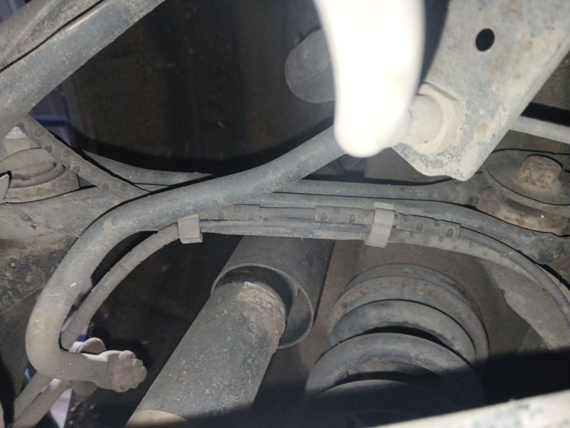 Recambio de brazo suspension superior trasero derecho para bmw 3 (e90) 320 d referencia OEM IAM   