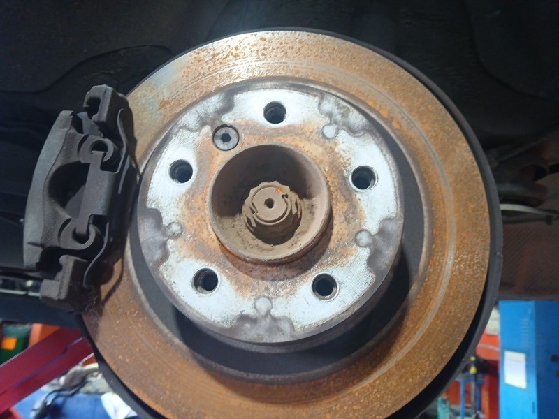 Recambio de mangueta trasera izquierda para bmw 3 (e90) 320 d referencia OEM IAM   