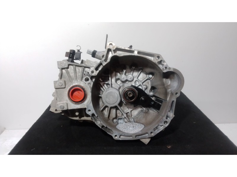Recambio de caja cambios para kia cerato i sedán (ld) 1.6 referencia OEM IAM  5 VELOCIDADES MANUAL