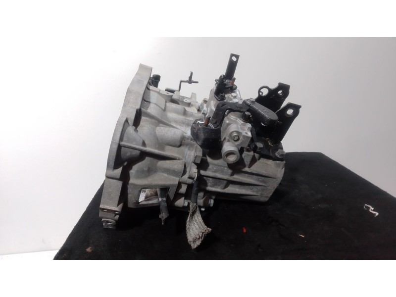 Recambio de caja cambios para kia cerato i sedán (ld) 1.6 referencia OEM IAM  5 VELOCIDADES MANUAL