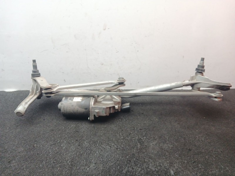 Recambio de motor limpia delantero para bmw 3 (e90) 320 d referencia OEM IAM 691240401 VALEO 4 PINES